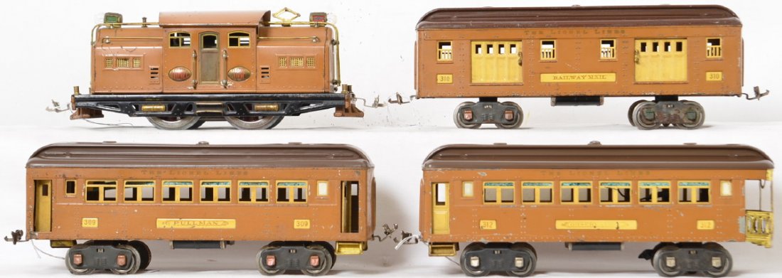 Lionel standard gauge 318E 309 310 312 baby state set: Set has nice locomotive with replacement wheels, all original 310 railway mail car and original sides with repainted roofs on the 309 Pullman and 312 observation cars. C5-6 with some scratches and min
