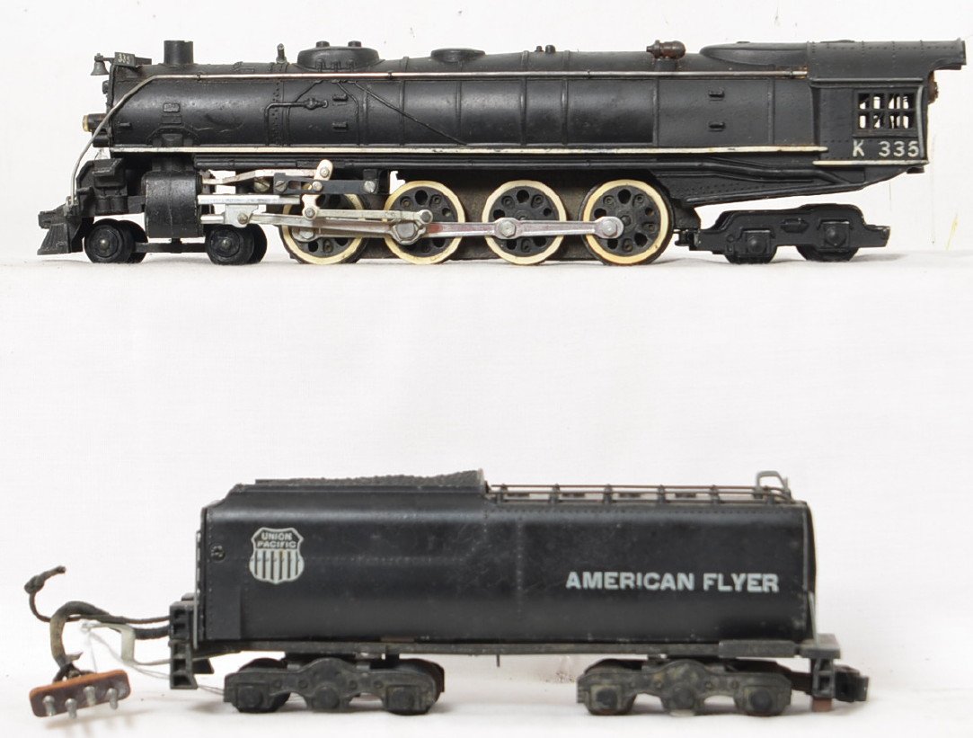 American Flyer S 335 K Union Pacific steam locomotive &: Nice looking, all original, 4-8-4 steamer with correct Union Pacific tender. Small ding on left front of locomotive frame and minor paint loss here and there, needs a good cleaning, C6 plus.