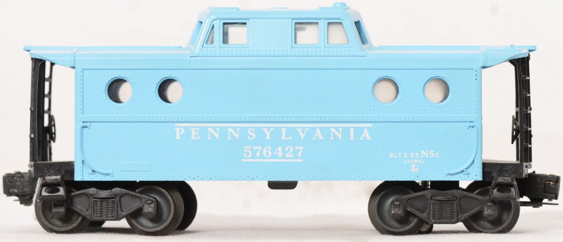 Lionel 6427-500 Girls Set Pennsylvania caboose: Beautiful caboose with few signs of wear but has a little bit of run time. Super clean with great lettering on both sides, C7-8.