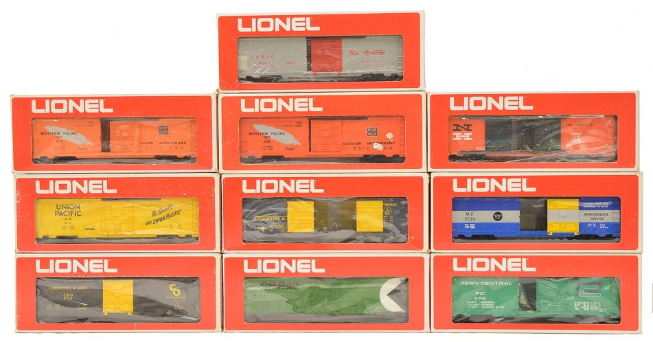 Lionel 9700 Series Boxcars 9712-9719 9723 LN OBs: Lionel 9700 Series boxcars in OBs including; 9712 B&O automobile car, 9713 Canadian Pacific, 9714 D&RGW, 9715 C&O, 9716 Penn Central, 6717 Union Pacific, 9719 New Haven, two 9723 Western Pacific and 9