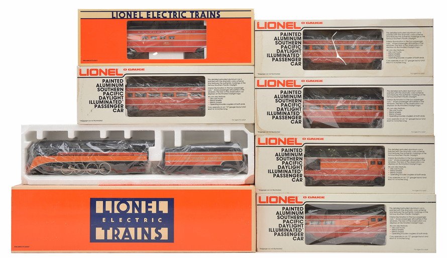 Lionel SP Pass Set 8307 9589-9593 19107 MIB: Lionel Southern Pacific passenger set in individual OBs including; 8307 steam loco and tender, 9589 baggage, 9590 combo, 9591 Pullman, 9592 Pullman, 9593 observation and a 19107 vista dome. The loco a