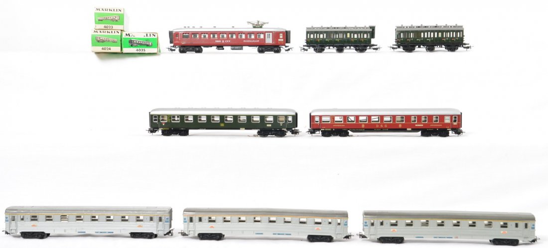 8 Marklin passenger cars 4023 4024, 1027: Marklin modern HO passenger cars. Includes 330/1 2nd class 6 wheel coach, 330/2 2nd class coach, three SNCF plastic bodied 1027 passenger cars, 4035 diner, 4023 DB coach, and 4024 DSG coach. Cars rang