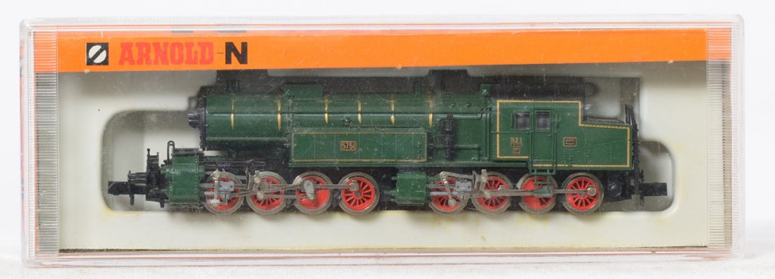 Arnold 2276 green GT 2 / 4x4 Mallet steam locomotive: Arnold N scale 2276 green GT 2/ 4x4 mallet steam locomotive in OB. Locomotive is C8 condition.