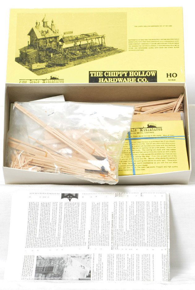 Fine Scale Miniatures 260 Chippy Hollow Hardware Co.: Fine Scale Miniatures modern HO building kit in OB. Kit is number 260 Chippy Hardware Co. Kit is new in box with sealed bags C10. OB has some light wear.