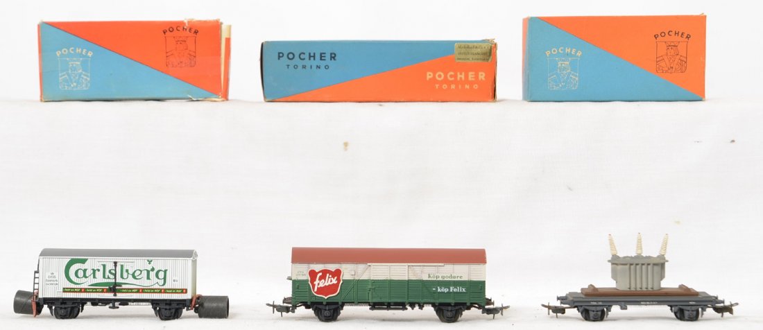 3 Pocher freight cars 302/3, 314, 152/3: Pocher HO freight cars in OBs. Includes 320/3 Carlsberg reefer, 314 Felix boxcar, and 152/3 transformer car. Cars are C8-9, the Carlsberg reefer is C9-10. OBs have some minor wear and writing.