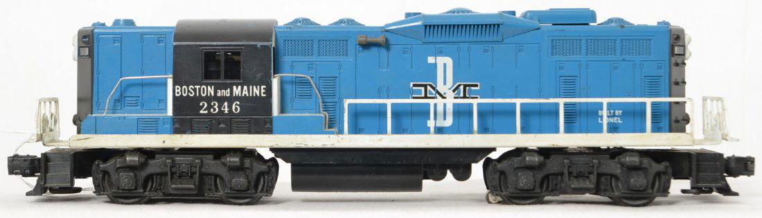 Lionel Postwar O gauge 2346 Boston and Maine GP9: Lionel Postwar O gauge 2346 Boston and Maine GP9, C6.