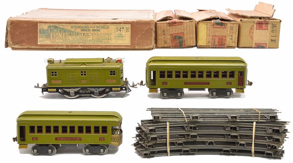 Lionel Olive Green Passenger Set no. 347E: Lionel prewar standard gauge olive green passenger set no. 347E in individual OBs and set box including; 8E electric loco with original cardboard insert, 337 Pullman, 338 observation, eight curve trac