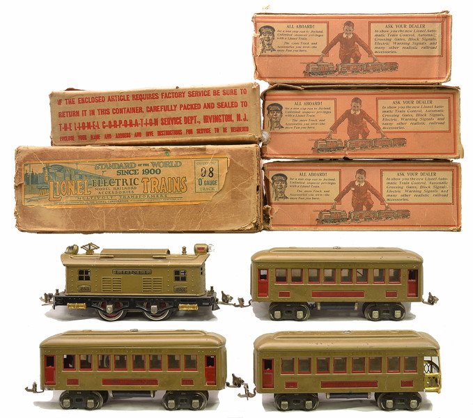 Lionel O Ga. Mojave Passenger Set no. 98: Lionel prewar O gauge Mojave passenger set no. 98 in individual OBs and set box containing; 253 electric loco missing the pickup assembly, two 610 Pullmans and a 612 observation. The loco has black le