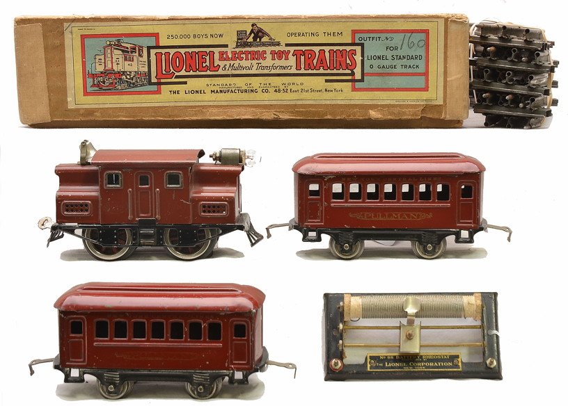 Lionel Prewar Maroon Passenger Set no. 160: Lionel prewar O gauge maroon passenger set no. 160, circa 1917-19 in set box containing; 150 loco, two 600 Pullmans, 88 rheostat and eight curve track sections. The cars are rubber-stamped NEW YORK CE