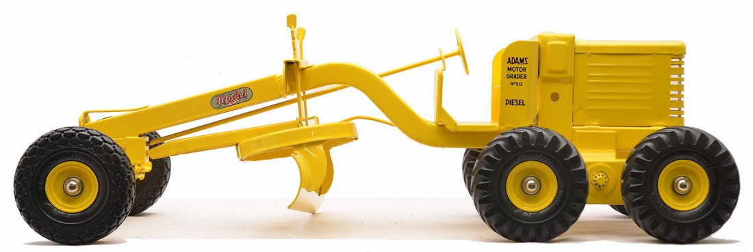 Model Toys Doepke 2006 Adams Motor Grader: Model Toys Doepke no. 2006 Adams Motor Grader no. 512 that measures 26 inches in length, C8.