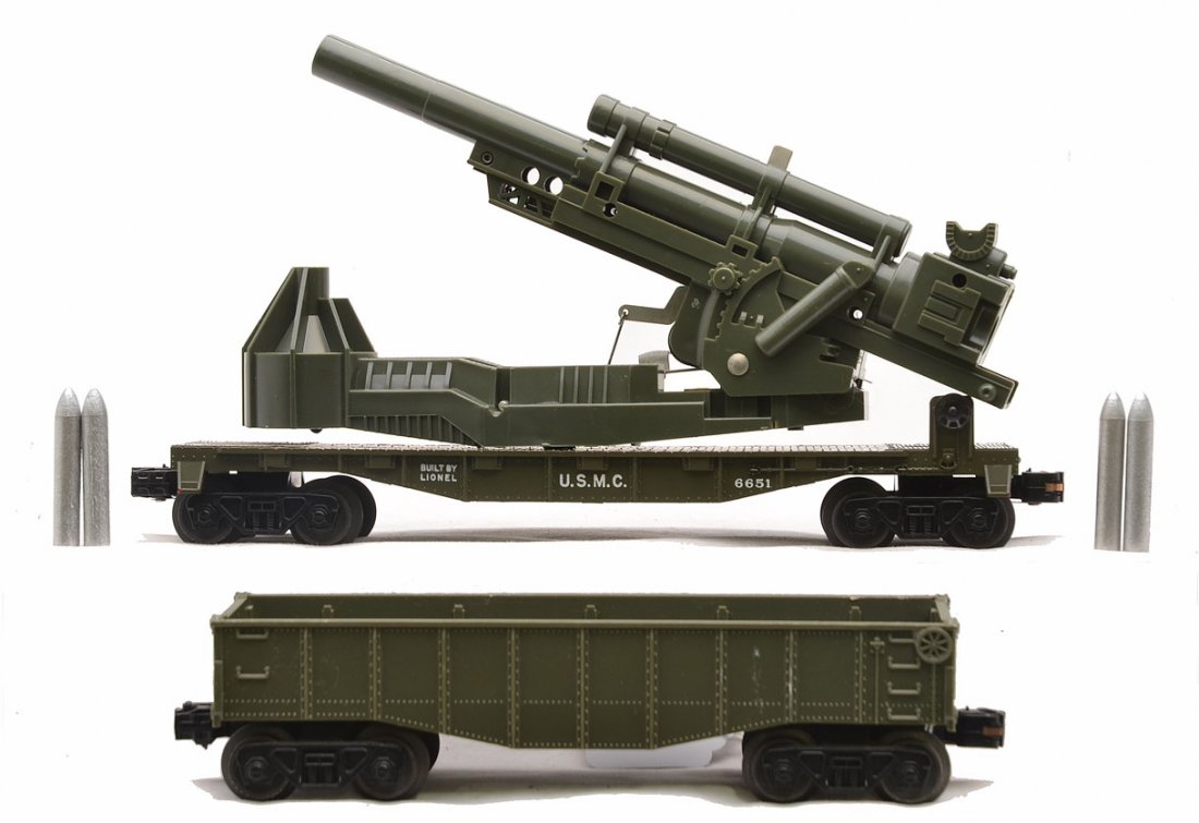 Lionel Olive Drab 6651 USMC 6142-75 Gondola: Lionel postwar 6651 olive drab U.S.M.C. shell launching car with four firing shells and a 6142-75 olive drab unmarked gondola. The 6651 has never been run. Both cars are C8.