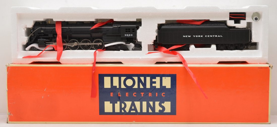 Lionel 18009 NYC Mohawk L3 Loco MINT OB: Lionel 18009 New York Central 4-8-2 Mohawk L-3 class loco and tender, circa 1990-91 in OB. The loco and tender have been test run, C9-10.