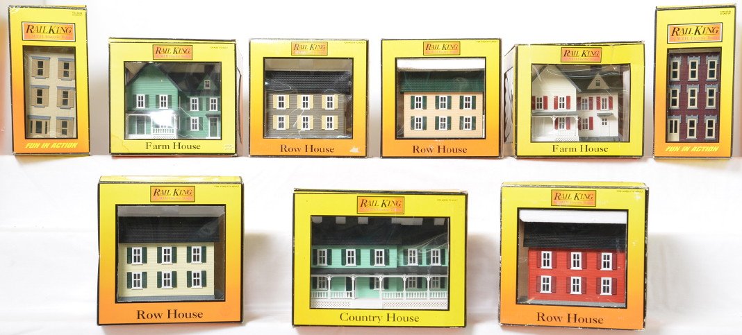 9 Railking houses 9080, 9083, 9045, etc: MTH Railking modern O gauge buildings in OBs. Nine houses include 9047, 9080, 9076, 9079 9023, white and red farm house, 9045, 9044, and 9083. Houses are layout used C8. OBs have some mild wear.