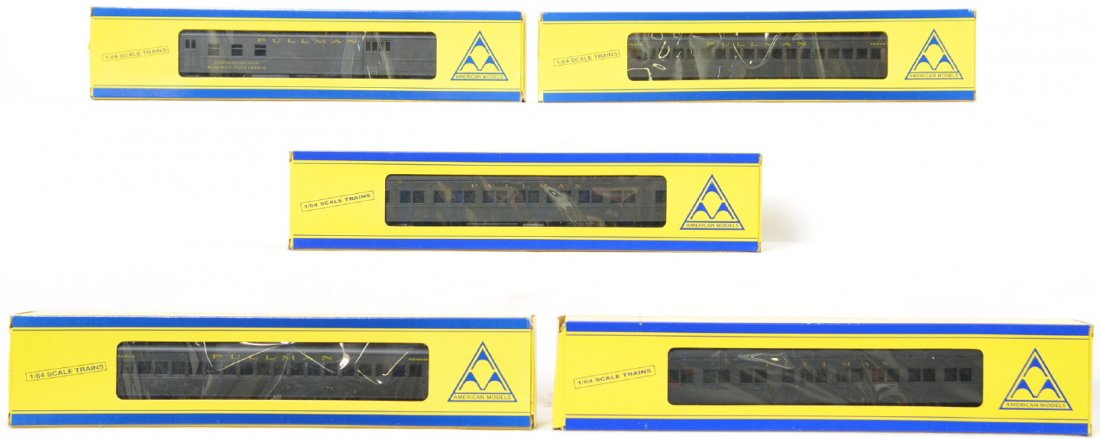 American Models modern S scale Hi-rail black: American Models modern S scale Hi-rail black Pennsylvania passenger set in original boxes to include 70Ã• RPO, 70Ã• Coach, two 80Ã• Pullman (12-1 and 10-1-2) and 70Ã• observation cars, C9-