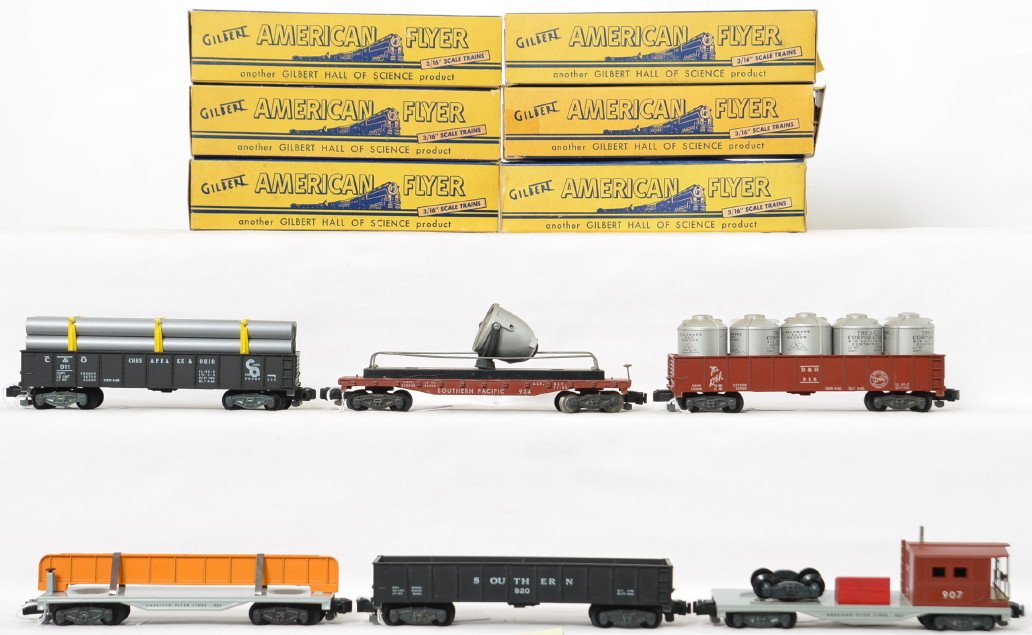 American Flyer postwar S gauge 907 909 911 916 920 924: American Flyer postwar S gauge 907, 909, 911, 916, 920 and 924 gondolas and flat cars in original boxes that are in great shape but have some writing on two of them and a couple missing inner flaps, C