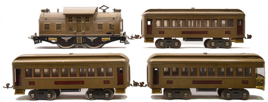 Lionel Std. Ga. Mojave NYC Lines Pass Set 352: Lionel prewar standard gauge Mojave passenger set no. 352, circa 1925 including; 10 electric loco with black lettered brass plates, two 337 Pullmans and a 338 observation. The cars have maroon inserts