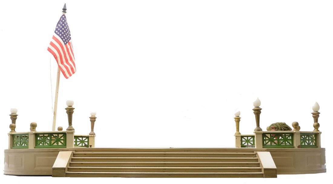 Lionel 129 Illuminated Terrace w/Lt. Mojave Base: Lionel prewar standard gauge 129 illuminated terrace with light Mojave base, pea green fences, white railings, gold-painted lamp posts, brass flagpole pedestal, terra cotta flower urn and green unders