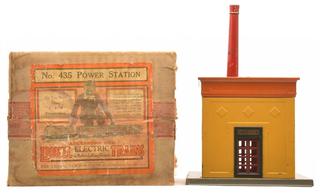 Lionel 435 Power Station w/Mustard Walls OBs: Lionel prewar standard gauge 435 power station with gray base, mustard walls, terra cotta roof cornices, pea green skylight and window inserts, dark green window and door frames, maroon doors, Mojave