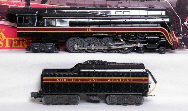 Lionel 8100 Norfolk Western J 4-8-4 611, nice OB: Lionel 8100 Norfolk and Western J 4-8-4 611 and tender, C10 in a nice OB.