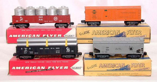 American Flyer Freight cars 911 916 923 & 924 OBs: American Flyer 911 C&O and 916 D&H gondolas with original loads, 923 IC reefer, and 924 cement car, all steps are intact, C6-7. Includes OBs for all, 916 has 24112 box, 911 box is missing endflap.