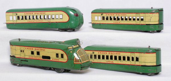 Marx green/cream Union Pacific M-10000 4-car set: Marx green/cream Union Pacific M-10000 4-car set, some dents and scratches on outside, light rust on inside, C4.
