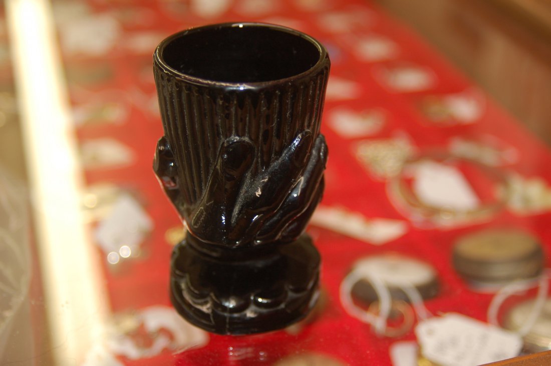 VINTAGE GLASS TOOTHPICK HOLDER: VINTAGE GLASS TOOTHPICK HOLDER HIGHLY COLLECTIBLE UNUSUAL FORM WITH HAND SCARCE