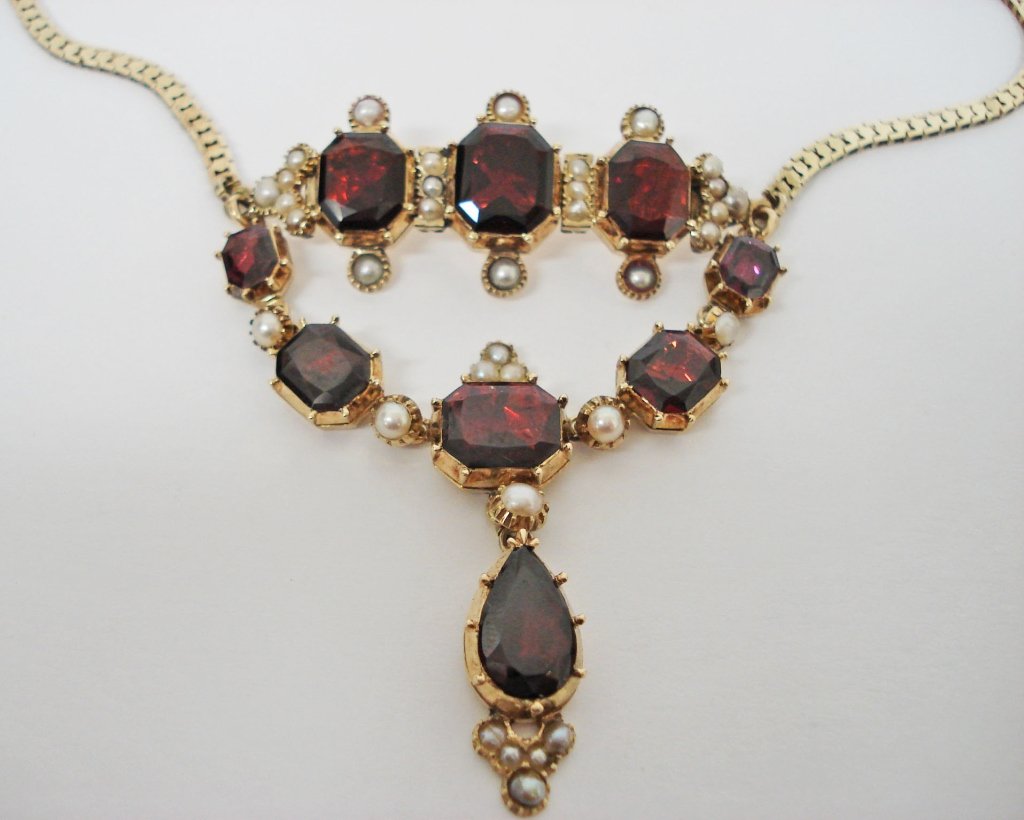 14K Garnet and Pearl Choker: Lady's Choker Necklace With 9 emerald cut Garnets And Seed Pearls, 14.13 dwt