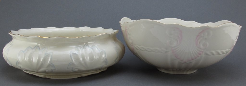 2 Pcs Belleek China Bowls: 2 Pieces Belleek Fine Parian China Bowls: "Nairn" Salad Bowl, gold rimmed with blue accents on floral design, marked with "Belleek Collectors Society" and numbered 755, Dia.9", comes in original box; 