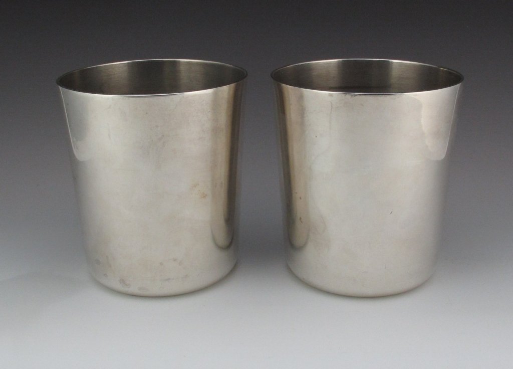 Pr. William Spratling Sterling Silver Tumblers: 2 William Spratling Sterling Silver Tumblers, Signed with hallmark and "William Spratling, Taxco Mexico, .925", Dia. 3", H. 3-3/8", Weight in grams: one is 177.24g and one is 181.72g (total of 358.96)
