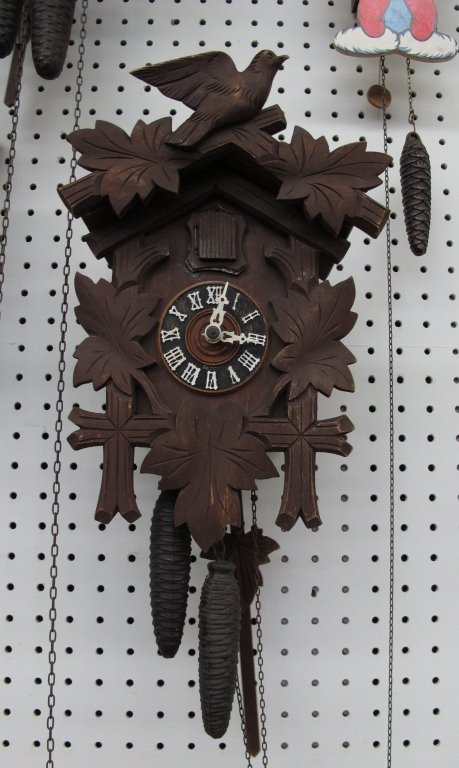 German 2-Weight Cuckoo Wall Clock: German 2-Weight Cuckoo Wall Clock, bird and leaf motif, running, chiming, H. 13"