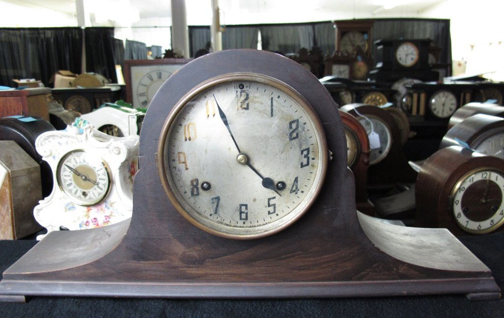 Tambour Style Mantel Clock: Tambour Style Mantel Clock, New Haven Clock Company, running, chiming, H. 9-1/2", W. 19-3/4", D. 4-5/8", Dial 5-5/8" no key