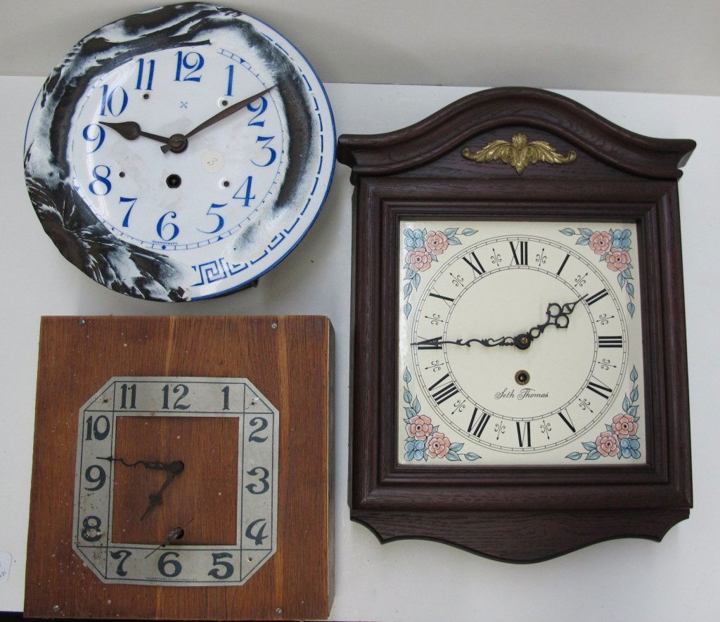 3 Wall Clocks: 3 Wall Clocks: Porcelain Wall Clock by spell mode on WURTTEMBERG running, Dia. 10-3/4", D. 3-1/2", losses; Square Wooden Wall Clock by The Oscar Onken Co., 9-1/2" square; wall clock by Seth Thomas, no