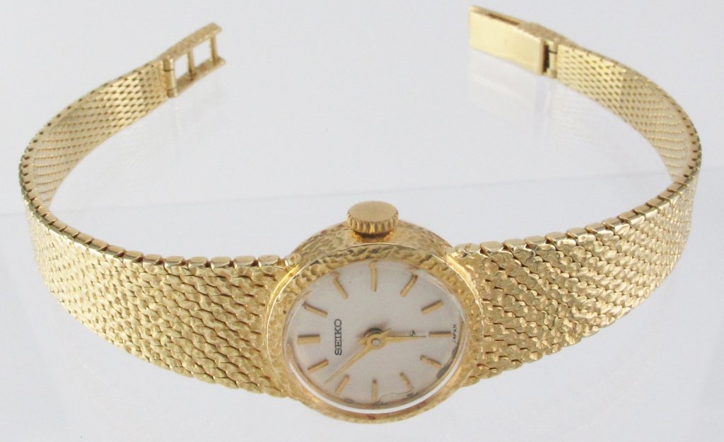 14K Lady's Seiko Wrist Watch: Lady's 14K Wrist Watch by Seiko, yellow gold, 17 jewel movement, L. 7", 27.16g