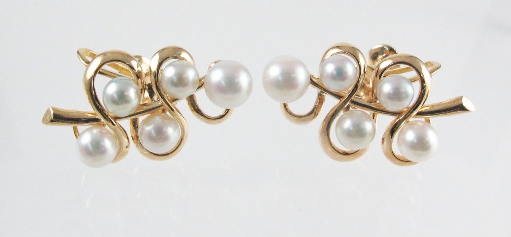 Mikimoto 14KY Pearl Earrings Signed: Pair of Ladyâ€™s Signed Pearl Earrings by Mikimoto, each earring measures approx. 26 x 14 mm and contains 5 pearls ranging from 4 to 6 mm set in grape cluster motif, 14K yellow gold, 5.2 dwt, scr