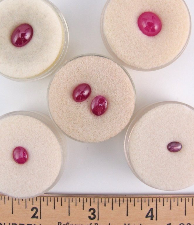 Lot of Cabochon Ruby Gemstones: Lot of Cabochon Ruby Gemstones totaling 13.81 cts., 6 pieces, includes one star ruby from Mysore and two others from Cambodia and one from Burma