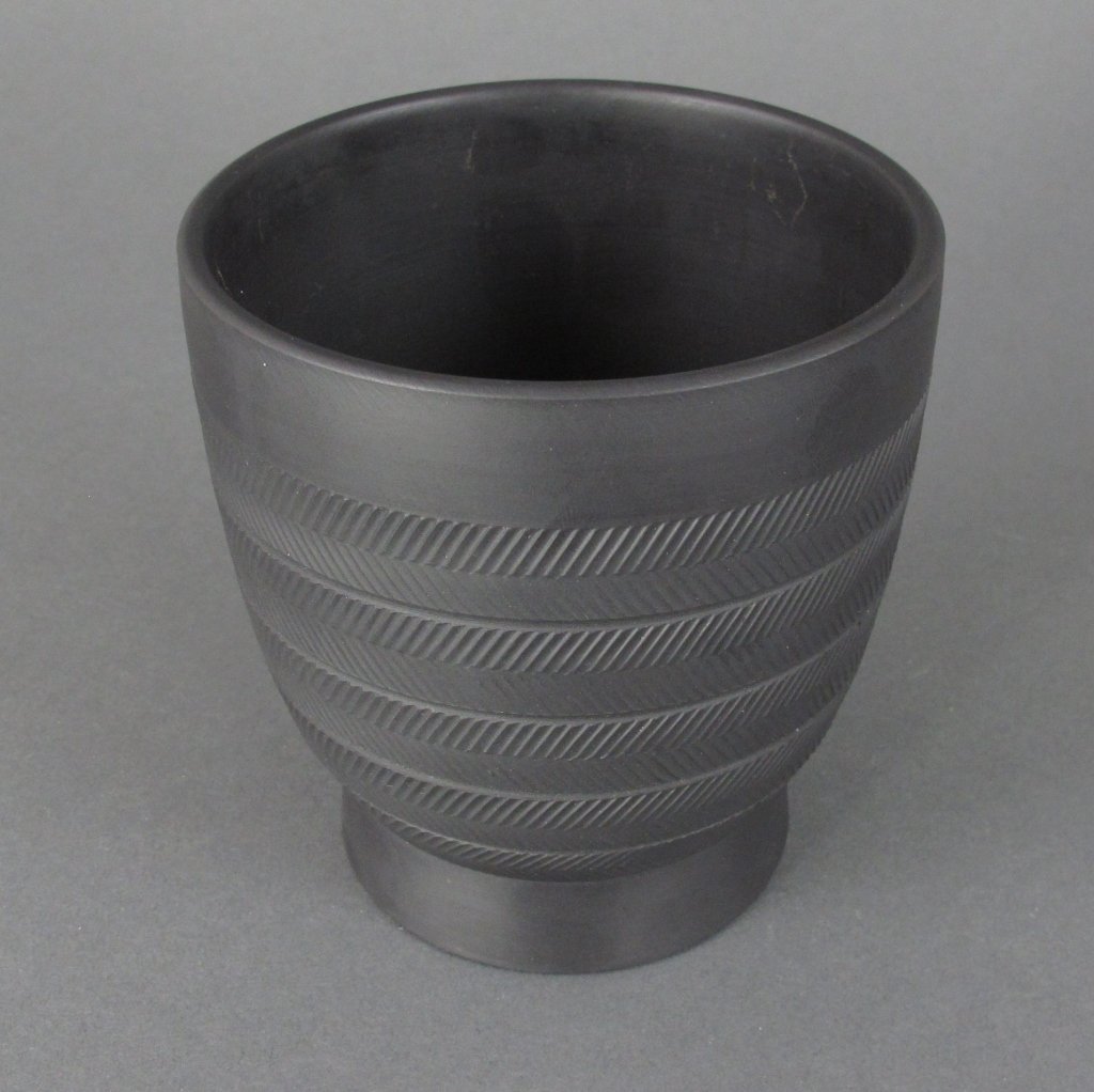 Wedgwood Keith Murray Herringbone Vase: Wedgwood Keith Murray Herringbone Vase, H. 4", impressed WEDGWOOD, MADE IN ENGLAND, enameled signature, no chips cracks or repairs