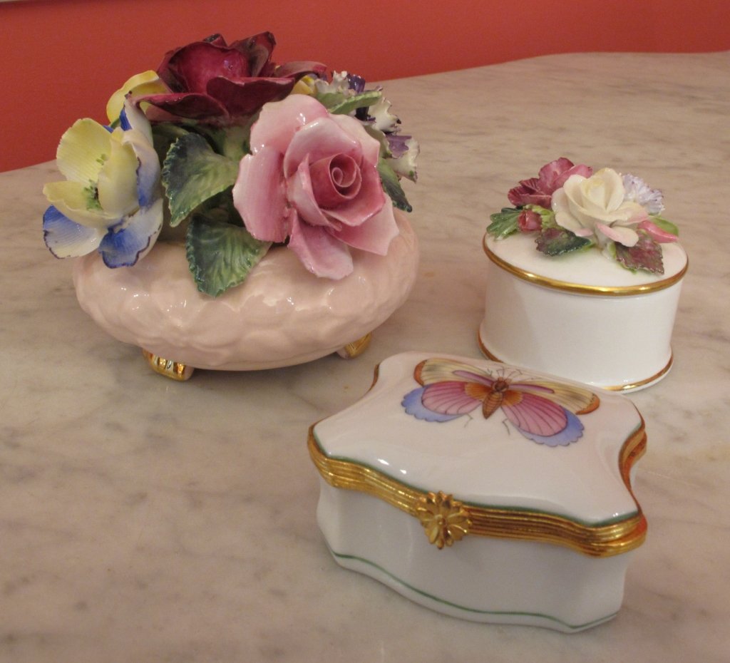 3pcs with English Staffordshire, France Limoges an: 3 pcs. English Staffordshire round box with cover H. 2" Dia. 2". France Limoges rectangular box with butterfly H. 1 1/2". 1" x 2". Marked Radnor Bone China England Cluster hand painted appliqued with 