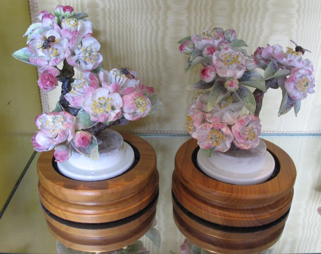 (Pair) Dorothy Doughty Royal Worcester Figurines c.1941: 2pc C.1941 (Pair) Royal Worcester Apple Blossoms and Bees. Limited to 250pr. Hand painted by Dorothy Doughty. Excellent condition with no chips, cracks or repairs. Comes with original boxes.