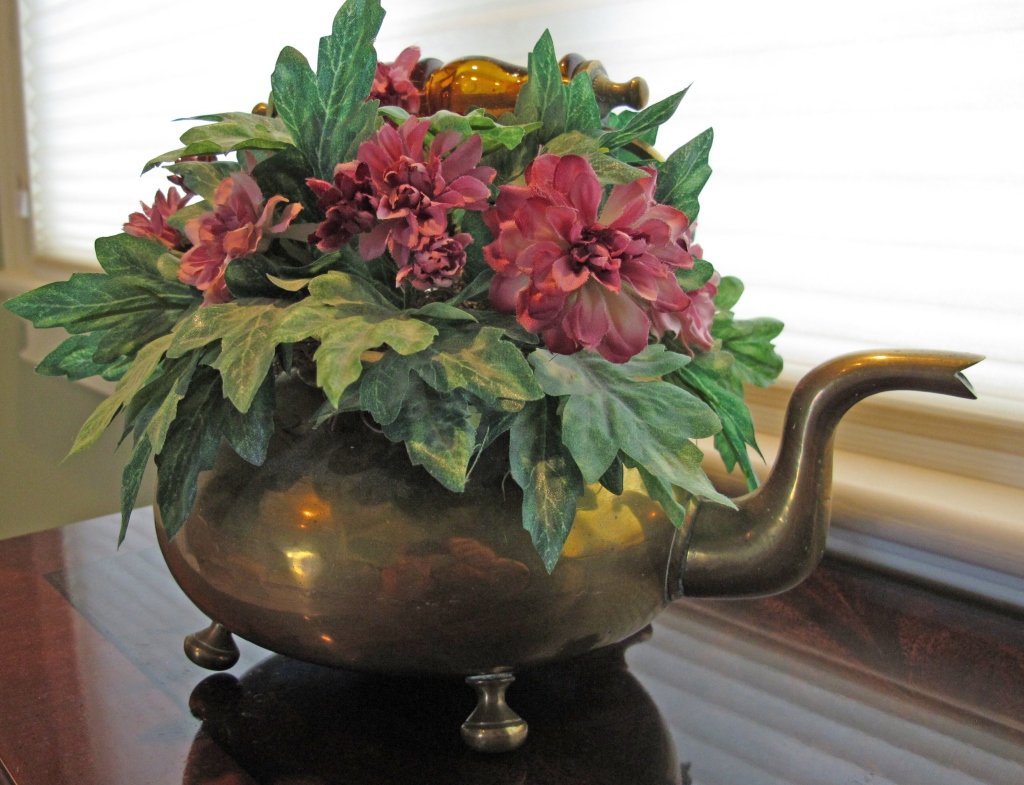 Brass Tea Pot: Brass Tea Pot with Amber Handle four feet and lid H. 7"