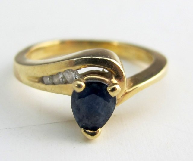 14k Sapphire Diamond RIng (1 of 2)