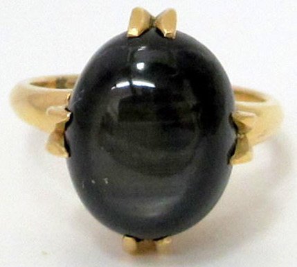 18K Gold Solitaire Black Star Sapphire Ring (1 of 4)