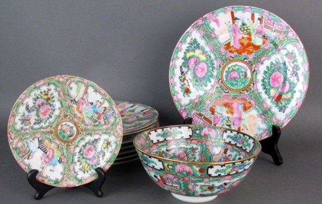 10 Pieces 20th C Rose Medallion (1 of 4)