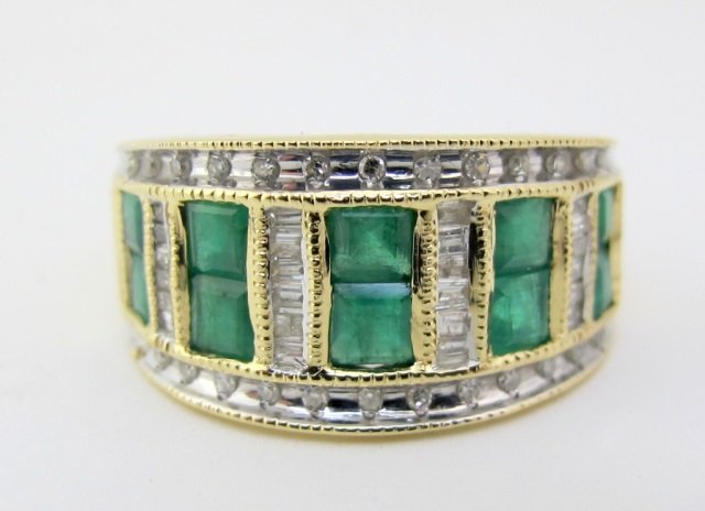 14K Emerald Diamond Ring (1 of 4)