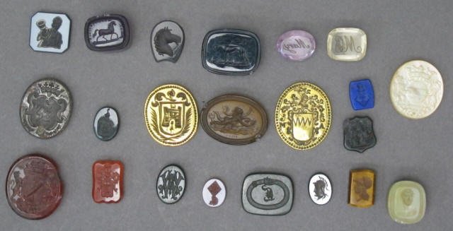 Group of 22 Intaglio ring seals (1 of 2)