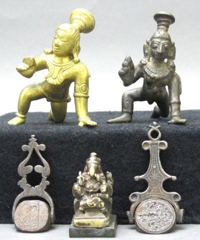 Group of 5 Far Eastern bronze and brass desk seals (1 of 2)