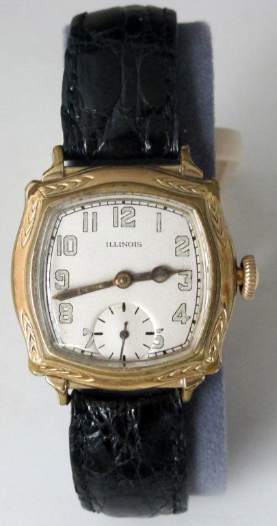 Illinois Mechanical Wrist Watch Model 176 (1 of 3)