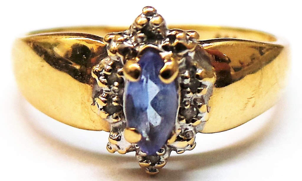 Lady's 14K Tanzanite Ring (1 of 1)