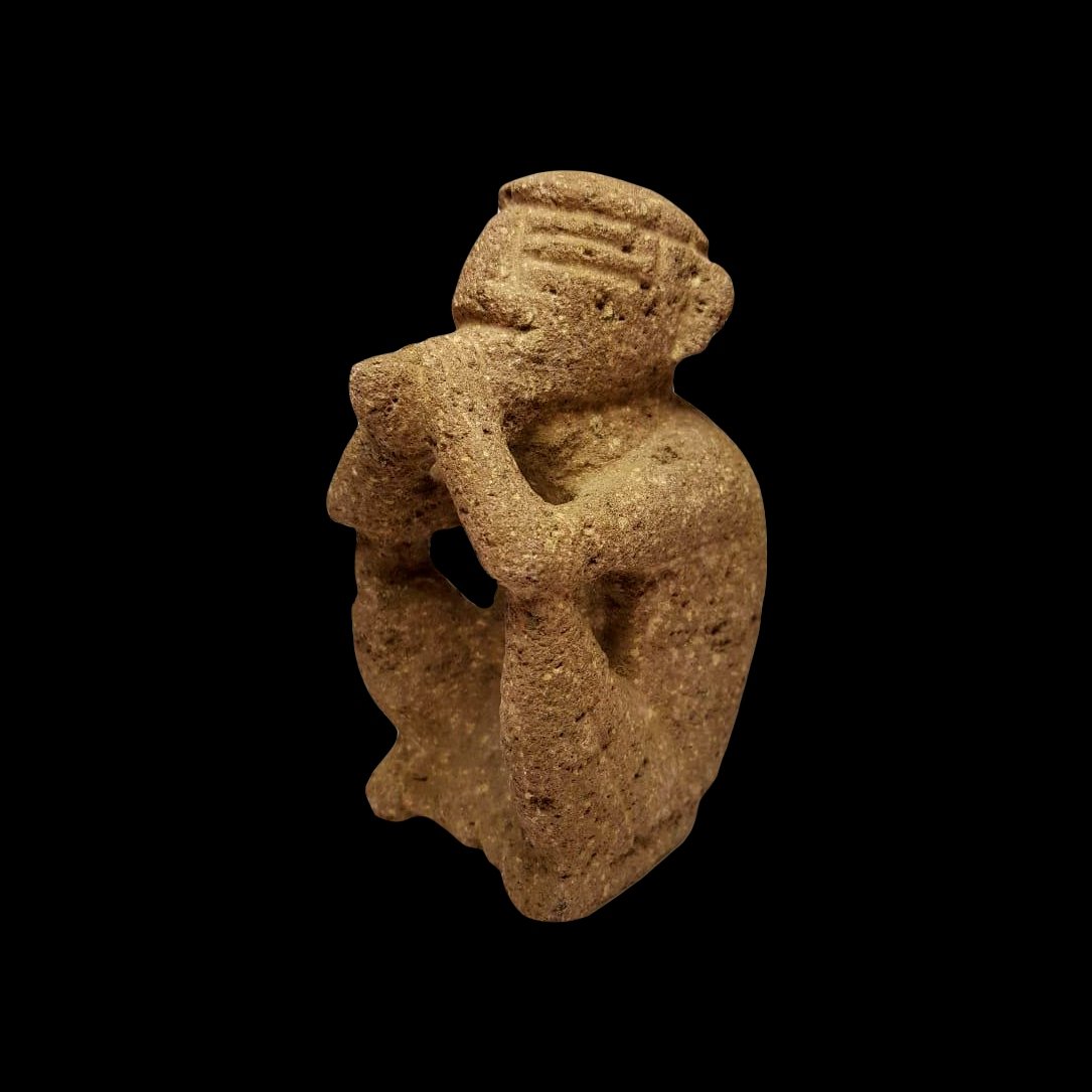 Pre-columbian Costa Rican Smoking Sukia Figure (1 of 4)