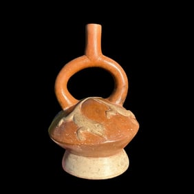 Pre-Columbian Moche V Lizard vessel