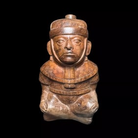Pre-Columbian Moche/ Chimu pottery vessel